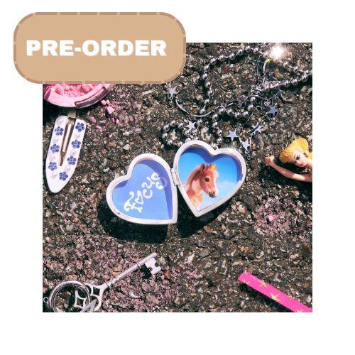 PRE-ORDER HEARTS2HEARTS THE 1ST MINI ALBUM [FOCUS] Rulebook Ver